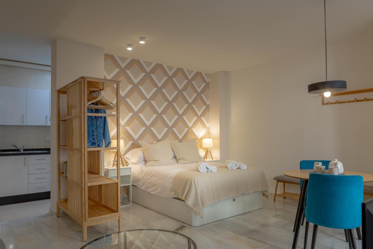Teatro Suites Malaga Playa Kültér fotó