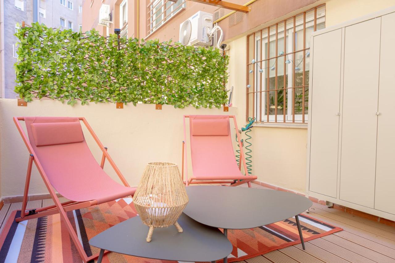 Teatro Suites Malaga Playa Kültér fotó