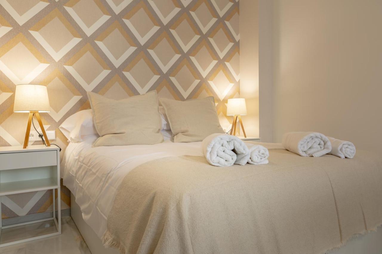 Teatro Suites Malaga Playa Kültér fotó
