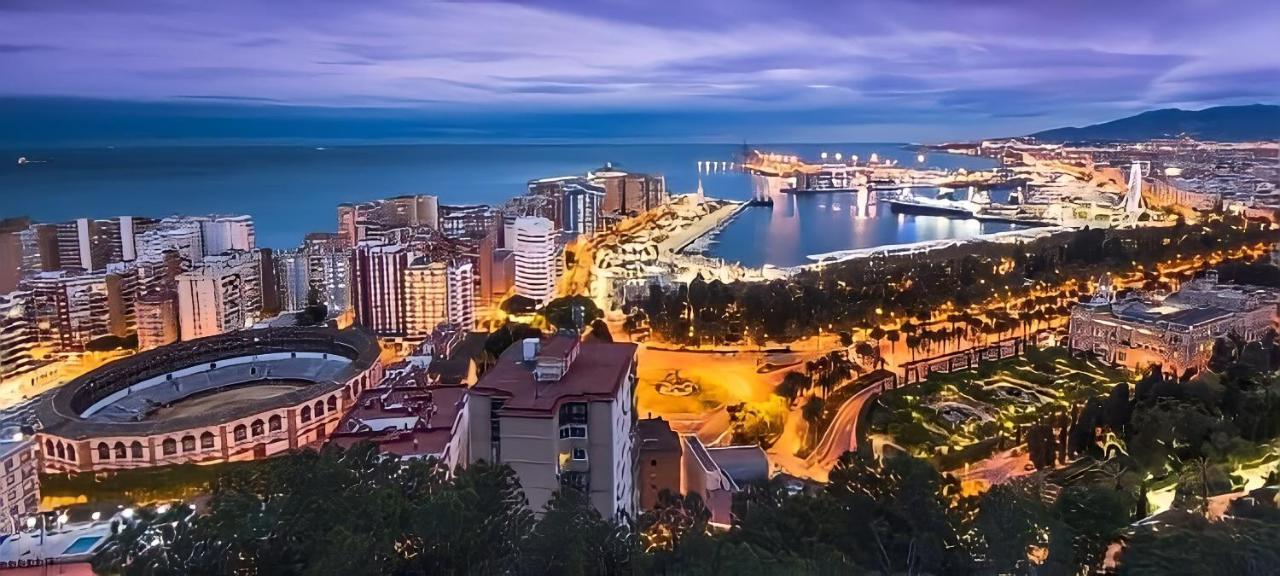 Teatro Suites Malaga Playa Kültér fotó